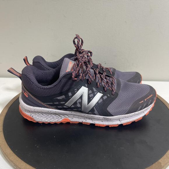 New Balance Nitrel Shoes Womens Size 10.5 Gray Orange All Terrain Trail Running - Picture 1 of 13